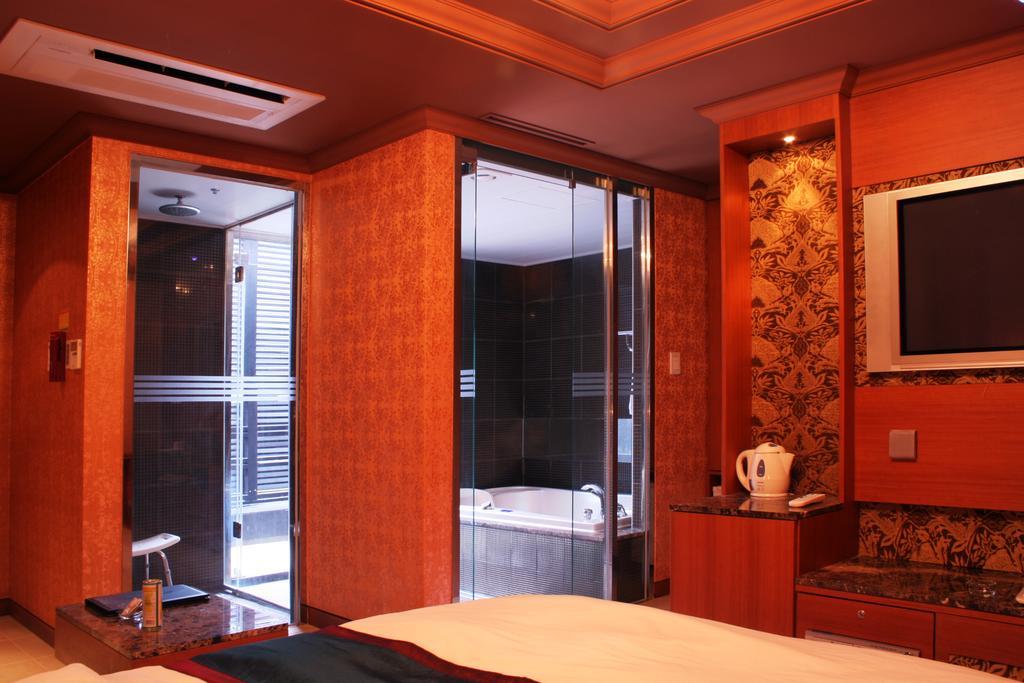 Java Motel Seoul Room photo